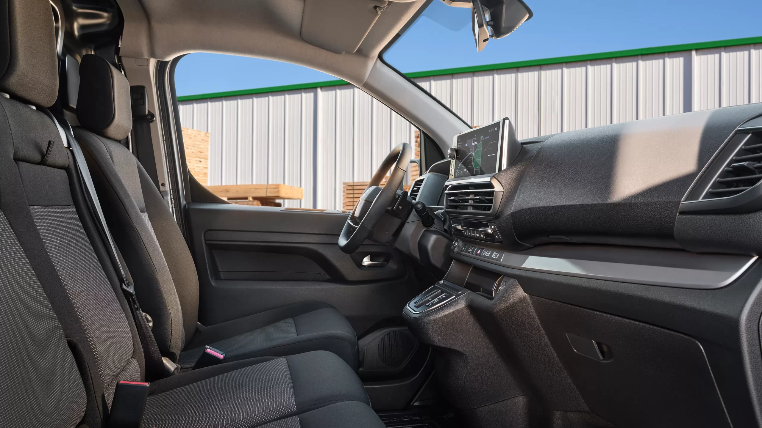 proace-interior